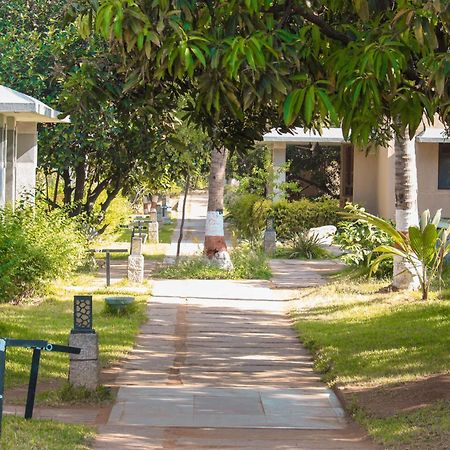 Heritage Resort Hampi Eksteriør bilde